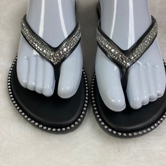 Gold Toe | Black Rhinestone Flip-Flop's Sandals, size 7/8 - Picture 2 of 9